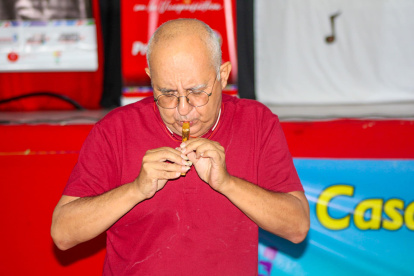 Figura. Schubert Ganzocho resaltó la importancia de los instrumentos.