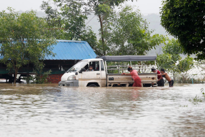 Cientos de viviendas y objetos materiales han quedado bajo el agua.