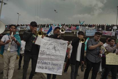 Reacción. Un grupo de músicos participa en la séptima jornada de protestas contra la Fiscalía, en Totonicapán.