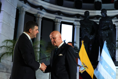 Aquiles Álvarez y Alfredo Borrero en la sesión solemne