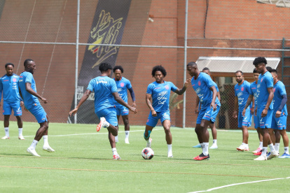 La selección se prepara para el juego ante Bolivia en la al altura de La Paz.