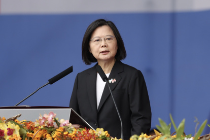 La presidenta taiwanesa, Tsai Ing-wen, pronuncia un discurso durante las celebraciones del Día Nacional de Taiwán en Taipei, Taiwán, el 10 de octubre de 2023.