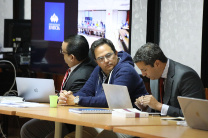 Xavier Vera es procesado por el presunto delito de cohecho.