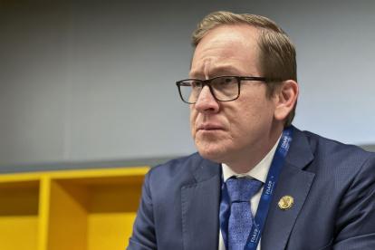 El secretario técnico de "Ecuador crece sin desnutrición infantil", Erwin Ronquillo, en entrevista con EFE en Madrid. El secretario técnico del programa oficial "Ecuador crece sin desnutrición infantil" afirmó que "la pelea" contra la desnutrición no es "problema de un solo gobierno ni de dos o tres", sino que requiere medidas a "largo plazo"