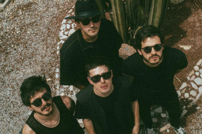 Morat lanza Someone I used to know.