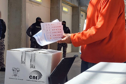 Los presos sin sentencia pueden elegir entre los dos candidatos a la Presidencia.