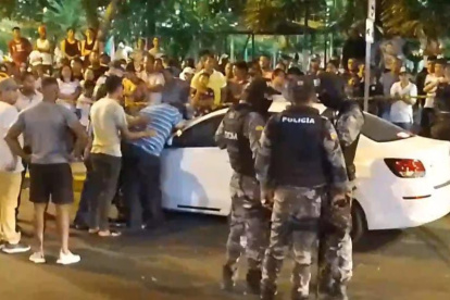 El humorista fue disparado mientras conducía