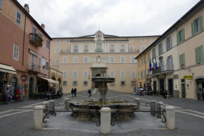 Vista de la residencia papal de verano de Castel Gandolfo.