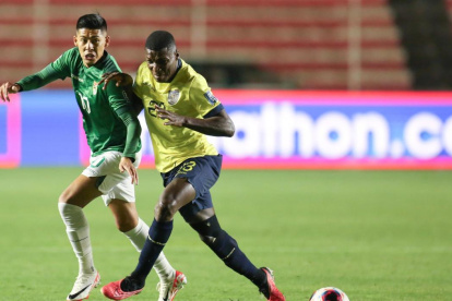 La selección de Ecuador ganó 2-1 a Bolivia.