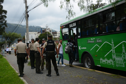 Elecciones. El operativo policial por la segunda vuelta comenzó ayer.