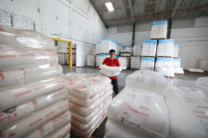 Planta. Nutec tiene 30 años en el mercado e importa materia prima de diversos países, como China.