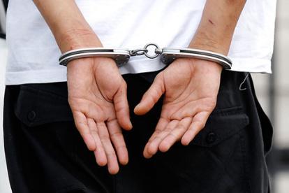 El hombre se aprovechaba de su cercanía con la menor.