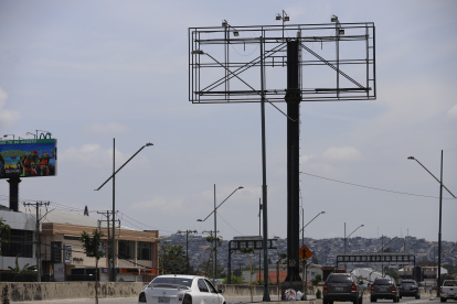 VALLAS PUBLICITARIAS SIN PUBLICIDAD, 06 DE OCTUBRE   DEL 2023- AMELIA ANDRADE Guayaquil-Ecuador Agencia (Ag-ecpreso)