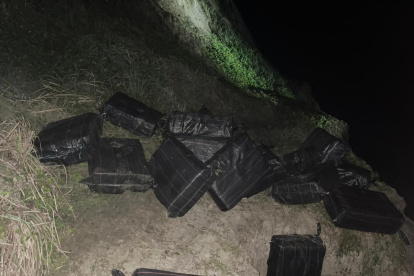 Evidencias. Más de 2.600 bloques de droga fueron encontrados.