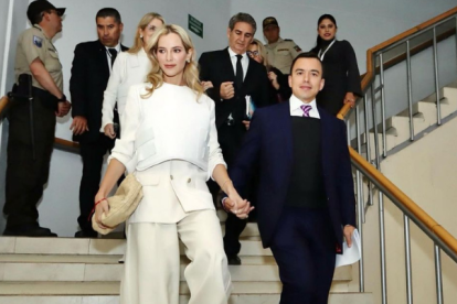 La joven influencer, de 25 años, no tendrá ningún cargo y solo podrá cumplir labores benéficas cuando su esposo Daniel Noboa asuma como presidente
