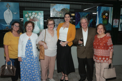 Sara Devoto, María Esther Ayala, Elena Coello, Vivi Parra, César Augusto Montalvo y Cecilia Palacio.