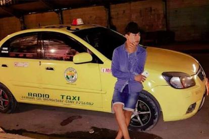 Víctima. El carro fue hallado en la vía a Guayllabamba el domingo.