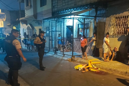 Policía. Acordonó el sitio donde fue asesinado Franco Villamar.