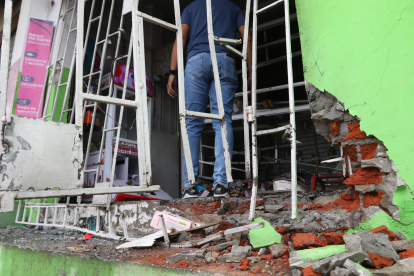 Daños. Muchos negocios se han visto forzados a cerrar ante las amenazas y detonaciones que sufren por oponerse a pagar extorsiones por ‘vacunas’.