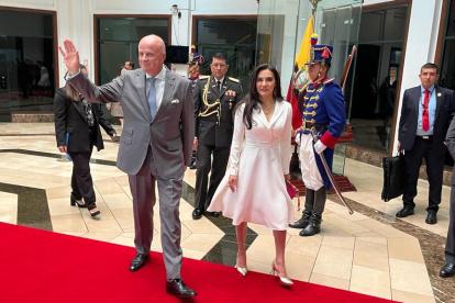 El encuentro entre Alfredo Borrero y Verónica Abad se produjo en la Vicepresidencia de la República en el centro de Quito.