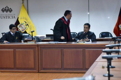 Aspirantes. Iván Saquicela (c) y José Suing (d), son dos de los mencionados para presidir la Corte.