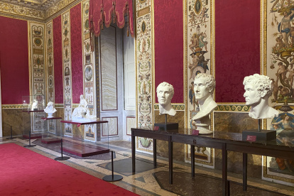 Los museo del Vaticano abren una muestra en homenaje a Antonio Canova, el escultor neoclásico que dejó importantes legados en las exposiciones pontificias.