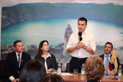 El presidente electo Noboa informó del apoyo en una reunión con migrantes en Roma, Italia.