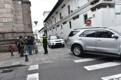 Diligencia. En enero pasado la Fiscalía llegó al Palacio de Carondelet para recoger indicios en el caso Encuentro.