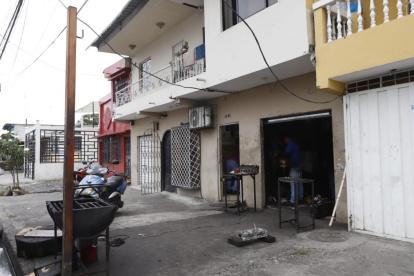 El local asaltado, en la 30 y Letamendi.