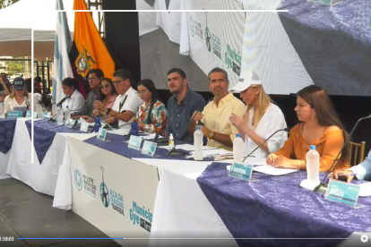Los ediles desarrollaron la sesión en la cooperativa Sergio Toral, noroeste de Guayaquil.
