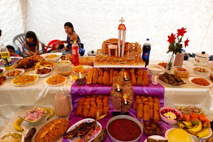 Costumbre. Esta es una tradicional ‘mesa de muerto’ en Santa Elena.