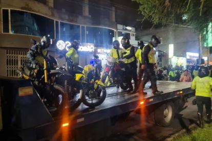 Control. Se verificaron también los papeles de las motocicletas.