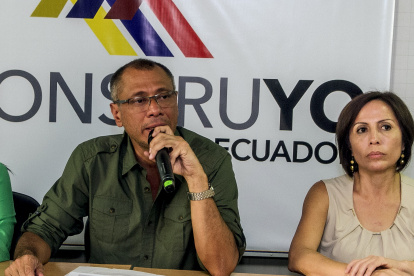 Portoviejo. El 12 de mayo de 2016, el entonces vicepresidente Jorge Glas, dio una rueda de prensa en Portoviejo, afectada por el terremoto de ese año.