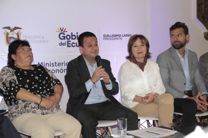 Ministro Esteban Bernal explicó la activación de la mesa nacional.