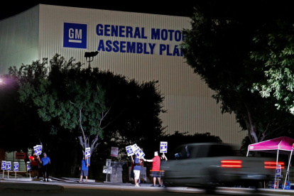 Se busca llegar a un acuerdo entre la empresa privada y los trabajadores.