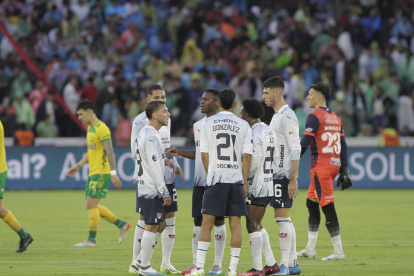 Los jugadores de Liga de Quito, con el impulso de haber conquistado la Copa Sudamericana, ahora apuntan a conseguir el boleto a la final de la LigaPro.
