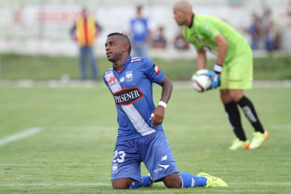 Miller Bolaños podría ser sancionado por el club.