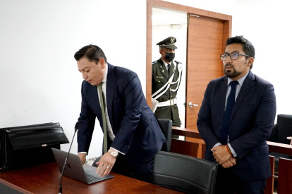 Diligencia. David Mesa, abogado del exsecretario de Comunicación del correísmo Fernando Alvarado, en una de las audiencias del caso.