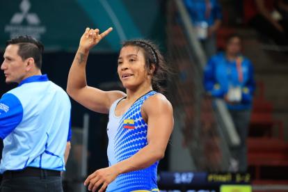 Lucía Yépez y su celebración tras sumar la quinta medalla de oro para el Team Ecuador.