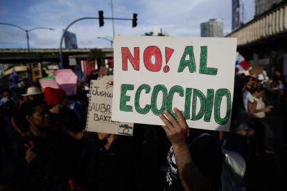 Hecho. En 13 días se arrestó a casi mil personas.
