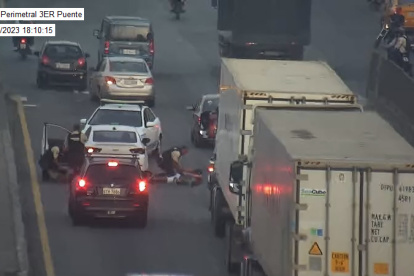 Desde las cámaras de videovigilancia se observan los trabajos de Segura EP