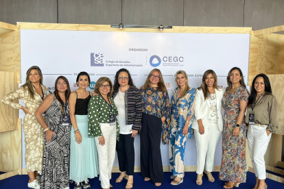 Evento. Mujeres representantes del sector empresarial.