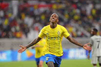 El brasileño Talisca suplió con creces la ausencia de Cristiano Ronaldo en el Al Nassr.