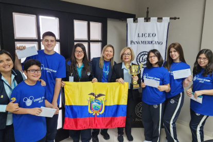 Estudiantes ecuatorianos ganaron un concurso sobre proyectos Steam.