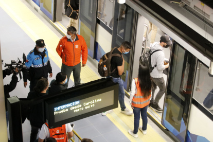 Estos días han servido para realizar la "marcha en blanco" que incluye la circulación de trenes sin pasajeros y la puesta a punto del sistema.