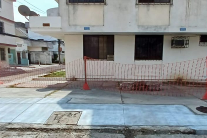 Daños- Tras el socavón, la vía recibió nueva pavimentación.