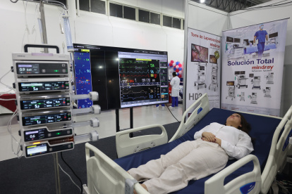 UCI. Las unidades de cuidado intensivo ahora pueden contar con un equipo que proyecta en una sola pantalla los signos vitales y la medicina aplicada.