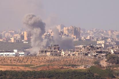 Los bombardeos por parte del Ejército israelí se han mantenido sobre varias infraestructuras, entre ellas hospitales, en la Franja de Gaza.