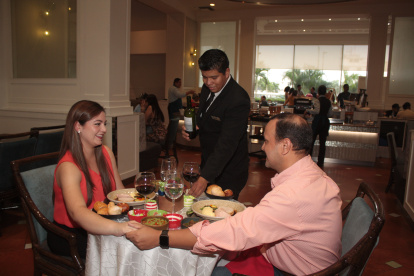 Una foto referencial muestra el menú navideño que ofrecerá el hotel, este año tiene una propuesta tradicional con toque de innovación.