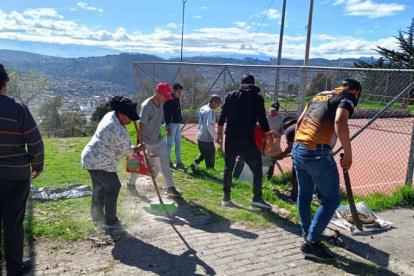Las autoridades buscan incentivar la unidad de los barrios para tener resultados más efectivos de las mingas.